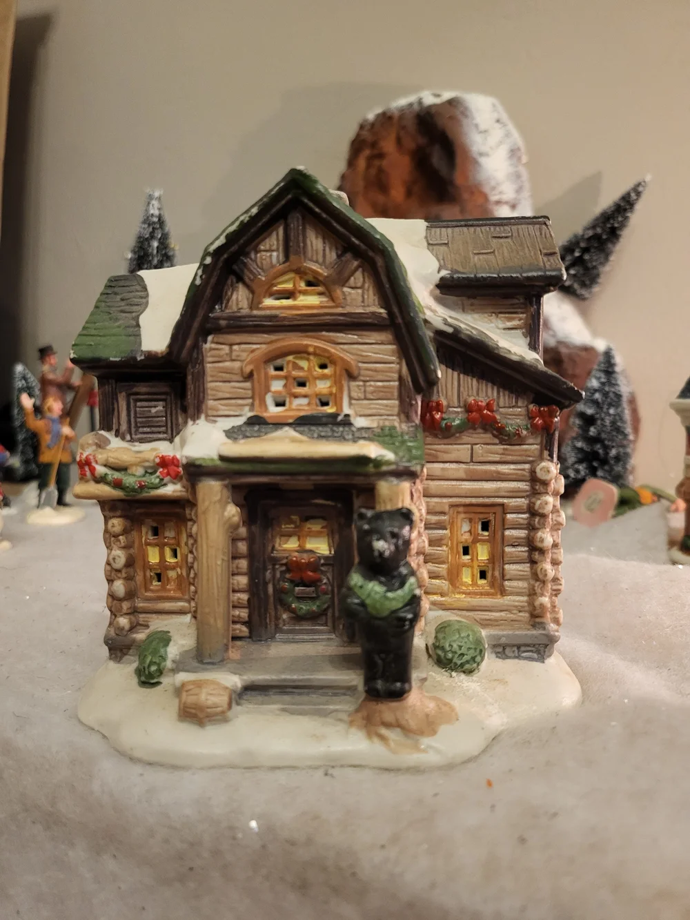 Holiday Time Christmas Village Wood Carving Workshop Log Cabin Bear